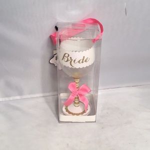MUD PIE FROSTED BRIDAL WINE GLASS
